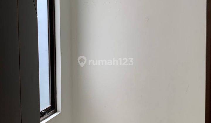 Rumah 2 Lantai Minimalis Di Metland Puri Dekat Ke Gerbang Toll 2