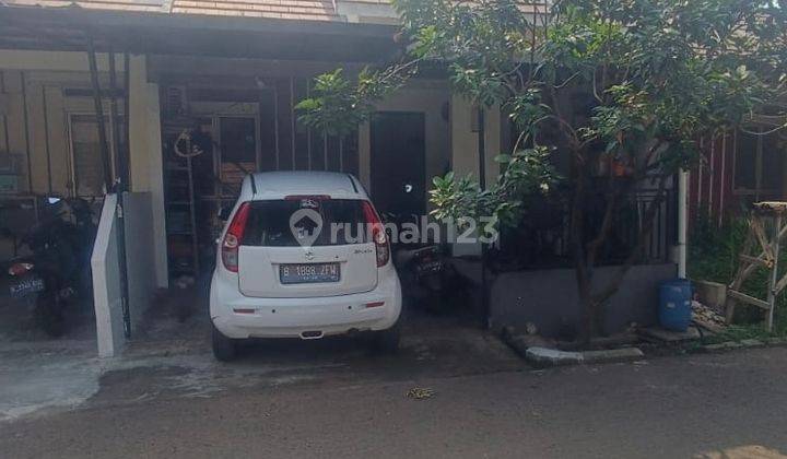 Rumah 1.5 Lantai Rapi Di Cluster Arcadia Tapos Depok 1