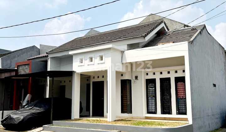 Rumah Minimalis Posisi Hook Lokasi Dekat Sektor 4 Bintaro