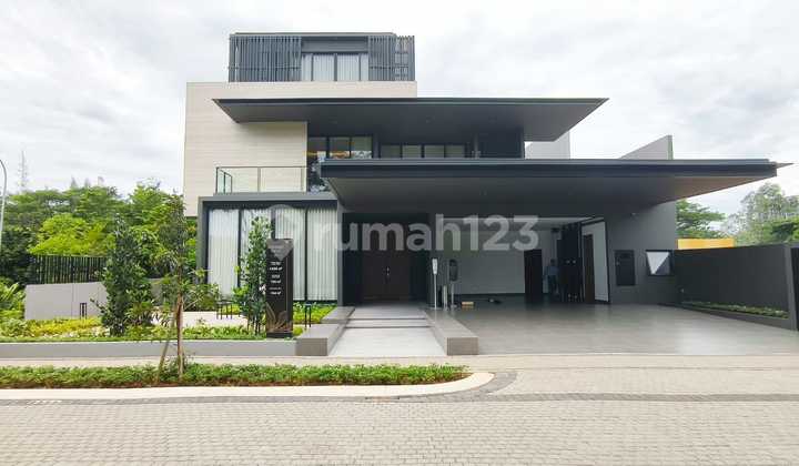 Exclusive Luxury House in the Favorite Cluster of BSD Tangerang 2