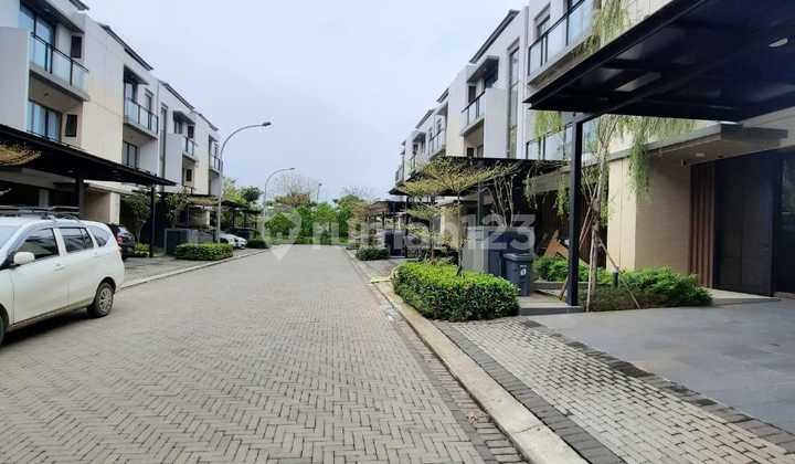 3-Story Neat House Ready to Occupy Fully Furnished in Zora Cluster BSD 3-Story Neat House Ready to Occupy Fully Furnished in Zora Cluster BSD