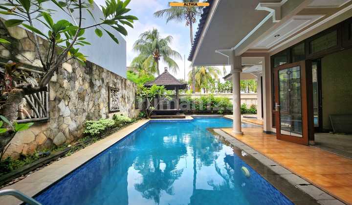 House with Private Pool in Favorite Cluster Sector 9 Bintaro