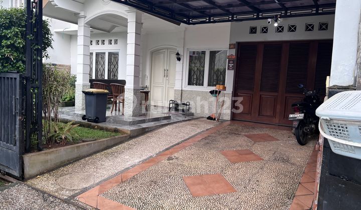 Rumah 2 Lantai Homey Dalam Komplek Permata Cirendeu 2