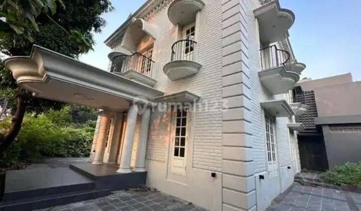 Rumah American Classic 3 Lantai Lokasi Di Tanah Kusir Jakarta Selatan 2