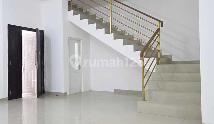 2-Story Tidy Ready-to-Live House in Rempoa Cluster, South Jakarta 2