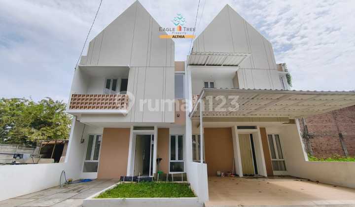 Rumah 2.5 Lantai Bangunan Baru Siap Huni Di Pesanggrahan Jaksel