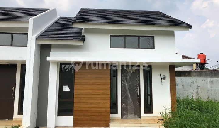 Rumah Minimalis 1 Lantai Dalam Cluster Graha Raya 2