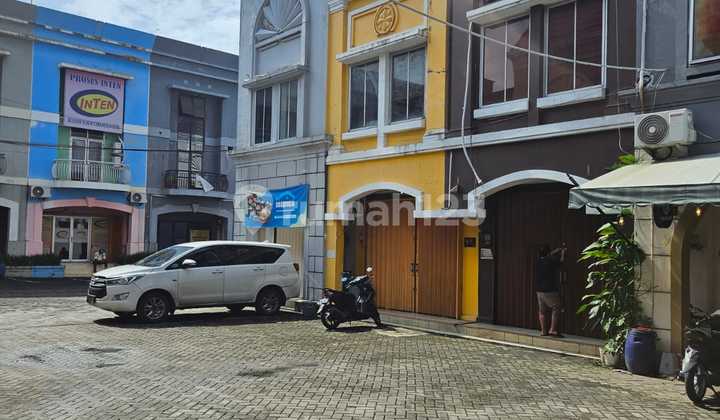 2-Storey Neat Shop House Ready to Occupancy in Sector 3 Bintaro 2