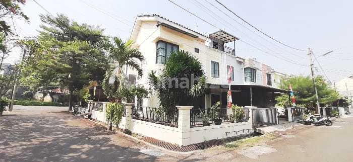 Rumah Hook 2 Lantai Dalam Cluster Dekat Bintaro Exchange Mall Rumah Hook 2 Lantai Dalam Cluster Dekat Bintaro Exchange Mall