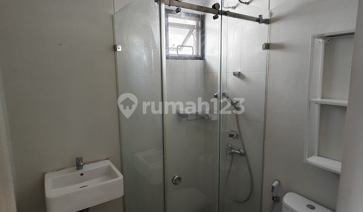 Rumah 3 Lantai Design Modern Siap Huni Dekat ke Stasiun Sudimara 2