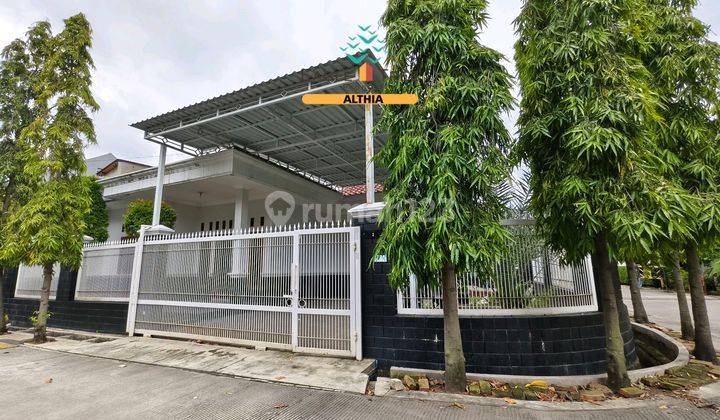 Disewakan Rumah Hook 1 Lantai Dalam Komplek Joglo Jakarta Barat 1