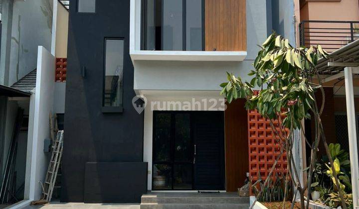 Rumah Baru 2 Lantai SHM Hadap Selatan di BSD Tangerang Banten  1