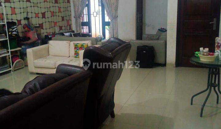 Rumah Second Murah, Tanah dan Bangunan Luas di Kav Deplu  2