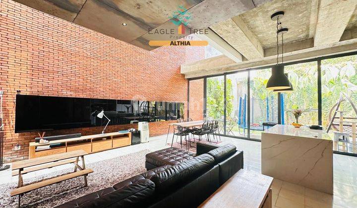 Rumah Design industrial 3 lantai Pesanggrahan Jakarta Selatan  1