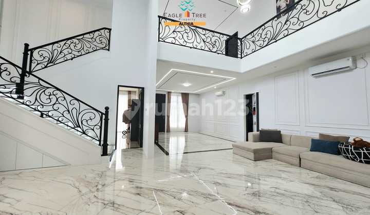 Rumah Bagus Ada Kolam Renang Dan Kost2an 8 Pintu Di Bintaro 