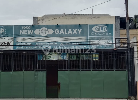 Jual Ruko Besar Siap Pakai Lokasi Strategis Pinggir Jalan Raya Dekat Gedung Jec 