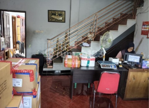 Di Jual Rumah 2lt Lokasi Strategis Pinggir Jalan Monjali Ngaglik Butuh Minim Renovasi 2