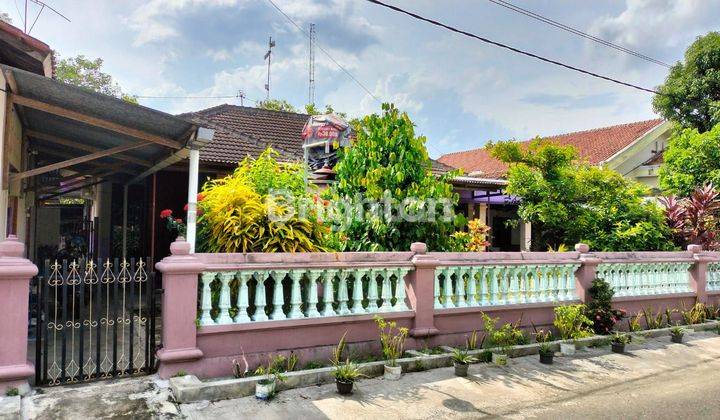 Rumah Tanah Luas Di Pinggir Jalan Aspal Gombong Jawa Tengah 1