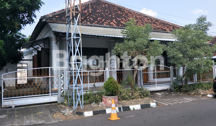 LUXURY HOUSE IN THE HEART OF YOGYAKARTA, STRATEGICALLY CLOSE TO MALIOBORO 1