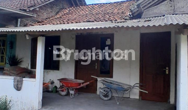 Rumah Dengan Tanah Luas Di Gamping Dekat Exit Tol Jombor