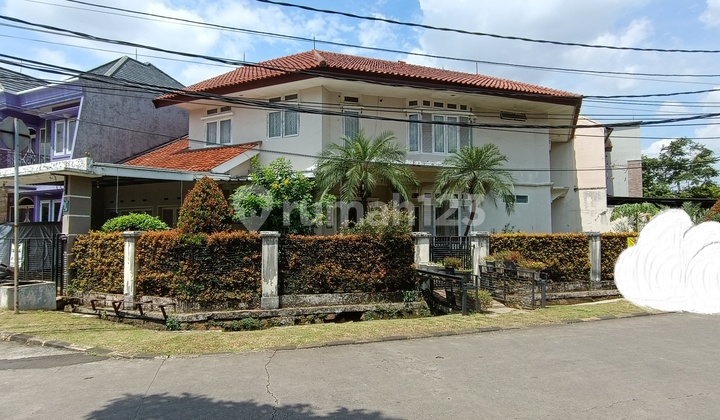 For Sale 2-Story House In The Serene Waringin Complex