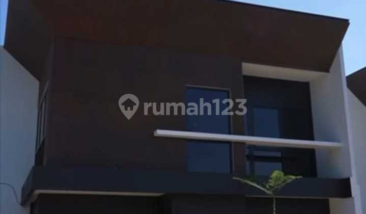 Dijual Rumah Baru Dalam Komplek Langsung Huni!!