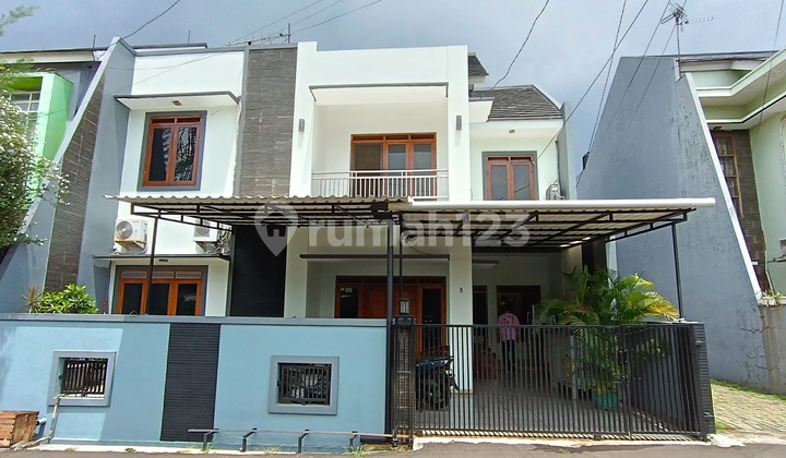 Rumah Dijual 2 Lantai Dekat ke Sts LRT Jt Cempaka! Rumah Dijual 2 Lantai Dekat ke Sts LRT Jt Cempaka!