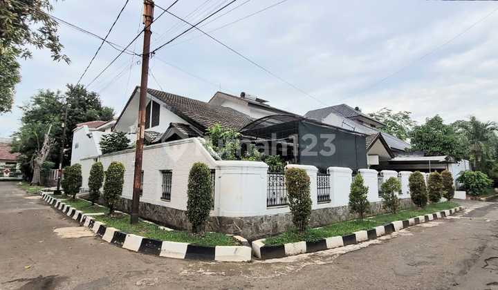 Dijual Murah Rumah 2 Lantai Hook!Bebas Banjir di Jt Waringin Bekasi 2