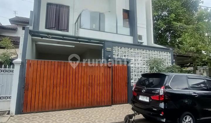 Dijual Rumah 2 Lantai Bangunan Mondern Tahun 2023 Bebas Banjir dan Siap Huni