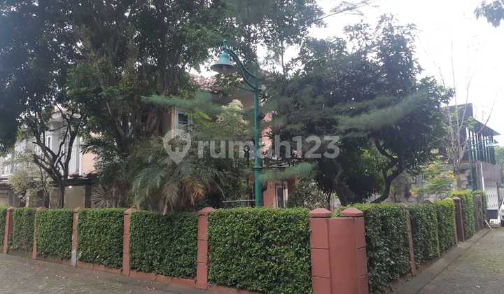 Rumah di Raffles Hills Depok Jawa Barat 2