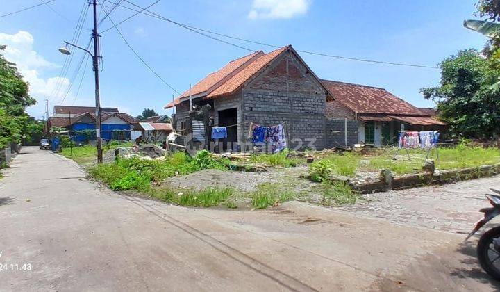 TANAH PEKARANGAN - HOOK dekat CANDI ABANG 1