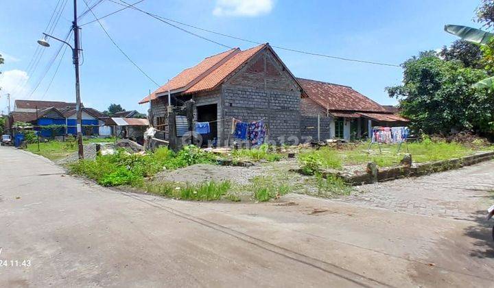 TANAH PEKARANGAN - HOOK dekat CANDI ABANG 2