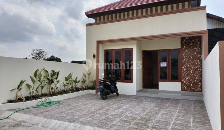 RUMAH BARU UNIT POJOK - VIEW SAWAH dalam PERUMAHAN PURI ISMAIL 2