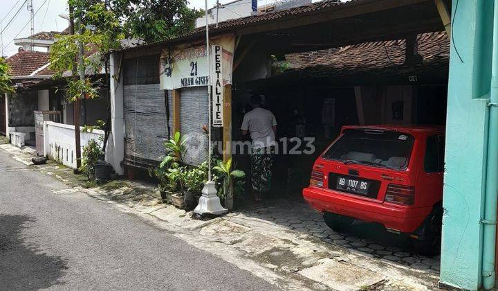 Dijual Rumah di Dekat SMA 1 TELADAN  , Wirobrajan, Kotamadya 2