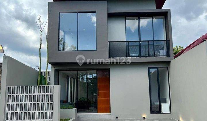 DEKAT JOGJA BAY!! Rumah Mewah Modern Full FURNISHED  1