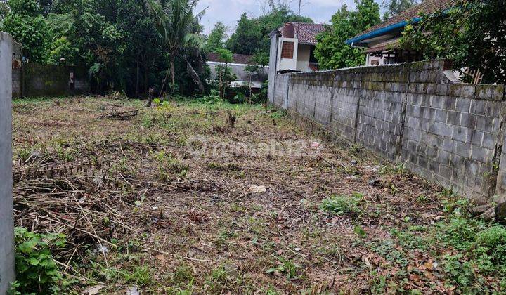 MOBIL SIMPANGAN!! Tanah Kavling Strategis Dekat  Pasar Sleman  2