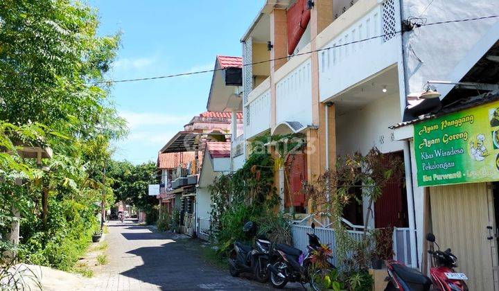 RUMAH MEWAH!!  2 LANTAI dlm PERUMAHAN dekat PERKANTORAN  PEMKAB 2