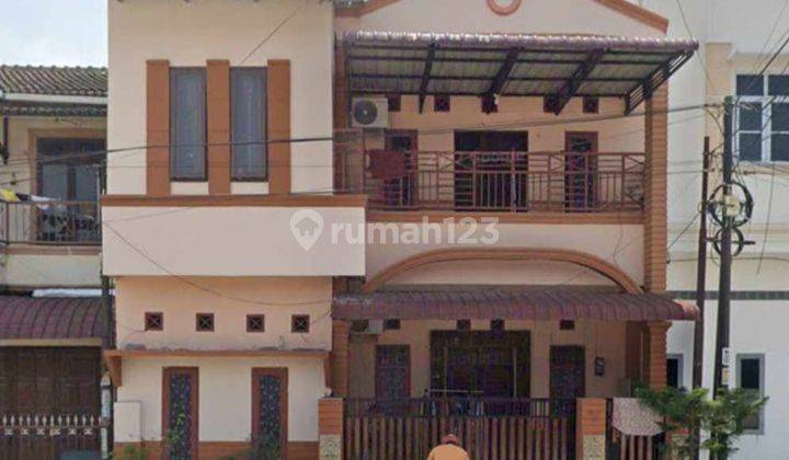 Rumah nayaman 2 lantai di dalam peruman di  jl.delitua 1