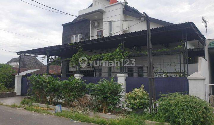 Rumah Mewah 2 lantai di medan johor di Jl.eka rasmi 2