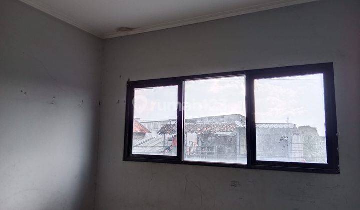 Ruko tempat usaha 4