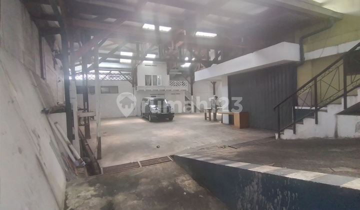 Rumah 2 lantai jalan utama sebelum borma  6