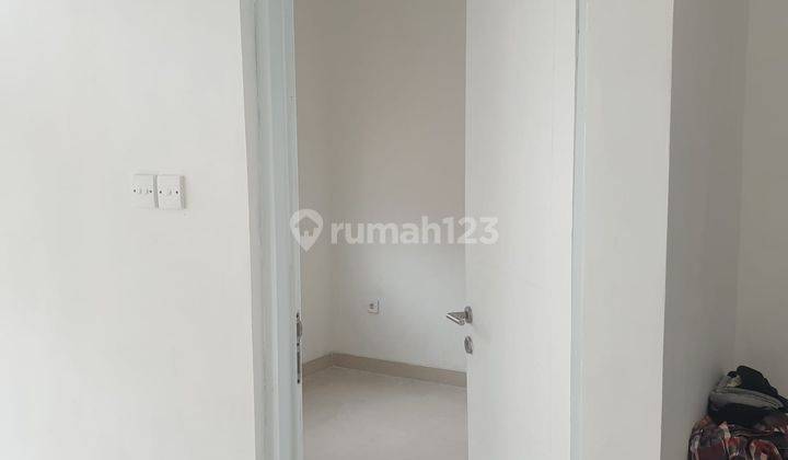 Dijual Rumah Lokasi Strategis di Royal Tajur Residence Bogor 2