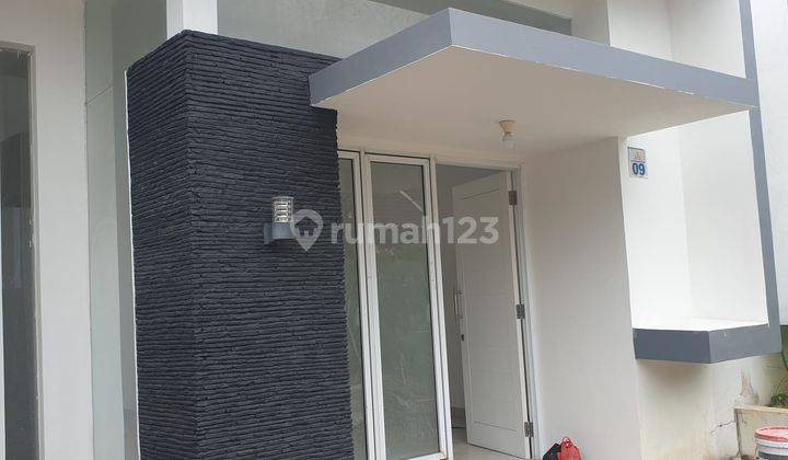 Dijual Rumah Lokasi Strategis di Royal Tajur Residence Bogor 1