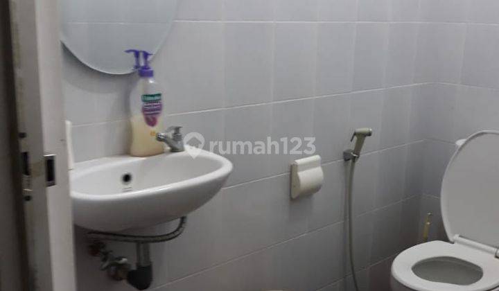 Hunian Bagus Semi Furnished GSI 17