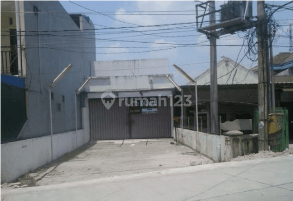 Ruko Oke Eks Minimarket Temuputih Lahan Parkir Memadai 1