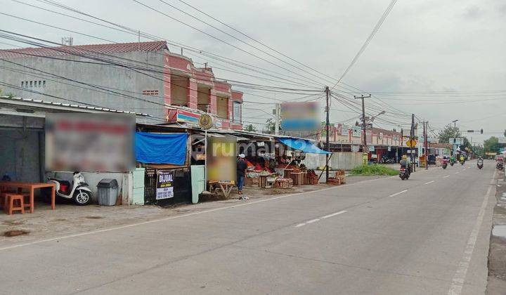 Rumah Nempel Jalan Utama Taktakan Dilalui Banyak Kendaraan 4