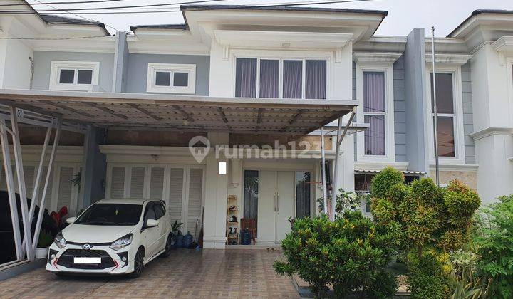 Hunian Semi Furnished 2 Lantai Bmw Ada Kolam Renang 1