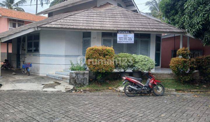 Villa Pisita Anyer Furnished Tepi Pantai 1