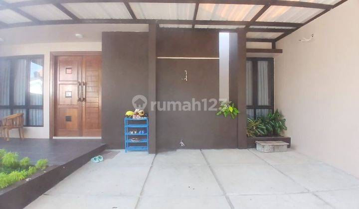 Hunian Posisi Sudut Semi Furnished Grand Pesona 2