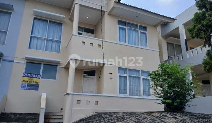 Hunian Semi Furnished Siap Huni Palm Hills Estate 1